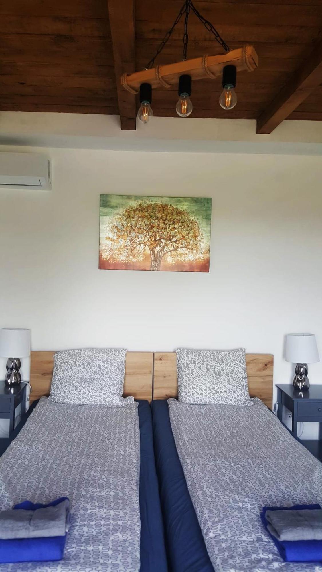 Levendulaszat Simontornya Dış mekan fotoğraf